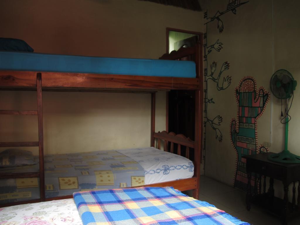 Hostal Mamacucha Монтаньита Экстерьер фото